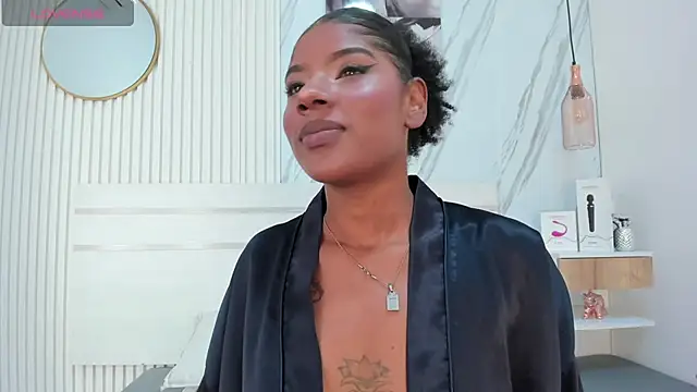 Afro Luna online show from November 28, 12:05 pm