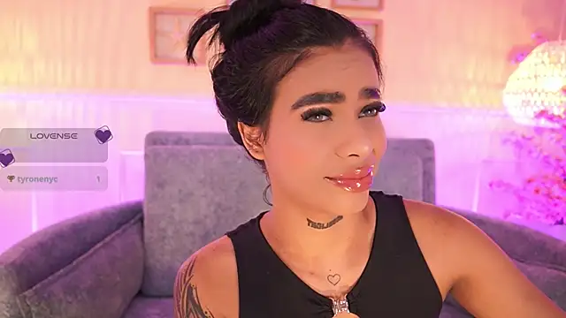 MeganLowell online show from April 30, 7:21 pm