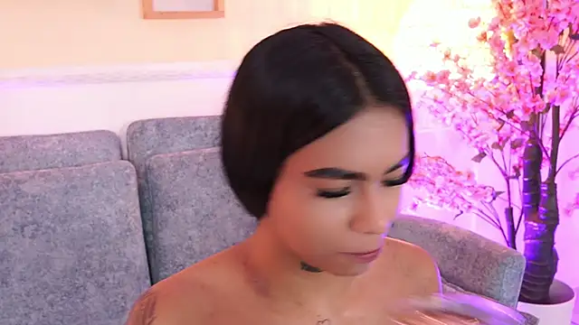 MeganLowell online show from March 23, 7:03 pm