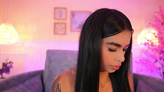 MeganLowell online show from March 24, 7:25 pm