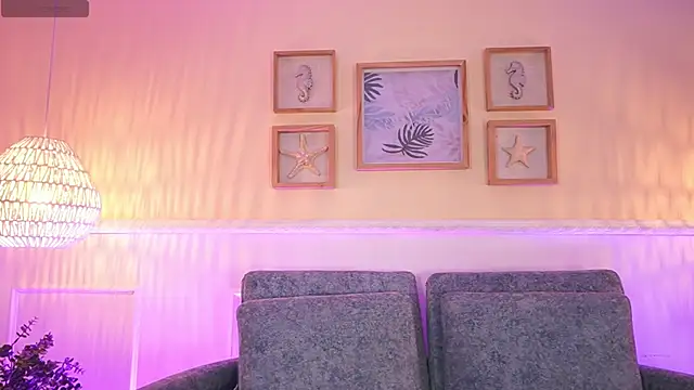 MeganLowell online show from April 28, 7:07 pm