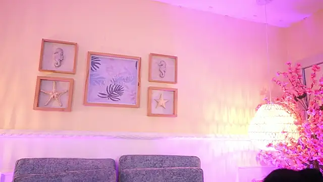 MeganLowell online show from February 28, 7:13 pm