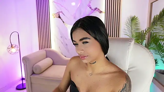 MeganLowell online show from December 22, 11:54 am