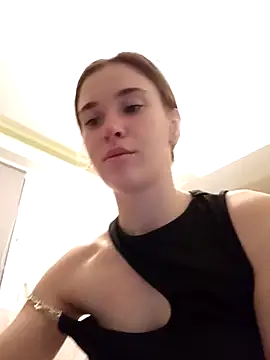 BarniLili online show from December 3, 4:17 pm