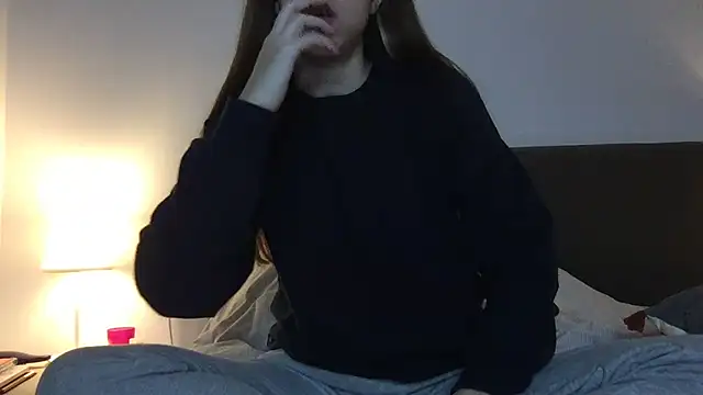 Snapshot of Martimartinaxx chatting on February 23, 5:46 pm Martimartinaxx online show from February 23, 5:46 pm