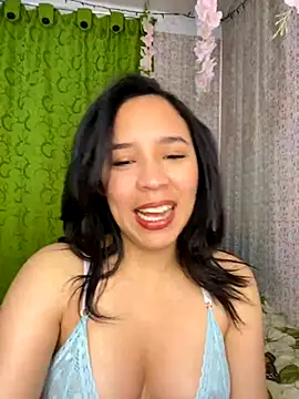 Esmerald 1111 online show from November 27, 10:48 am