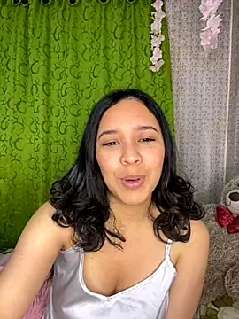 Esmerald 1111 online show from November 28, 10:48 am