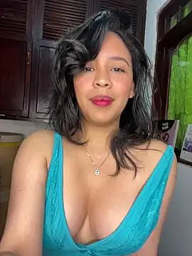 Esmerald 1111 online show from February 5, 10:33 am