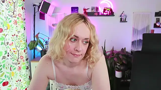 xzoeyryanx online show from May 15, 6:28 pm