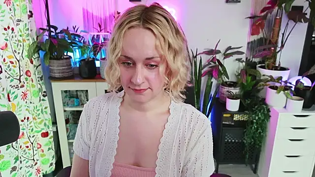 xzoeyryanx online show from February 13, 6:52 pm