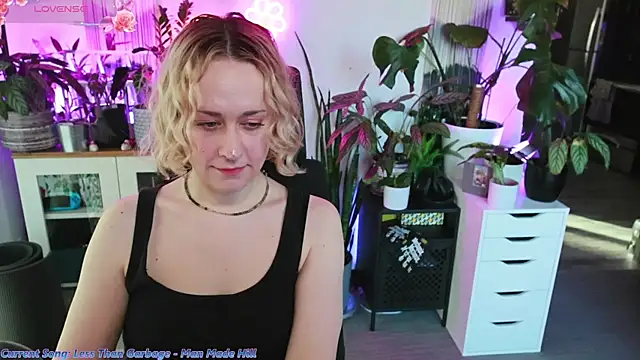 xzoeyryanx online show from January 18, 6:44 pm