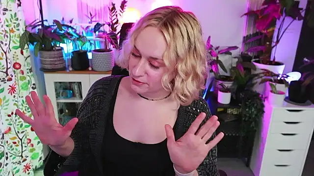 xzoeyryanx online show from February 7, 5:43 pm