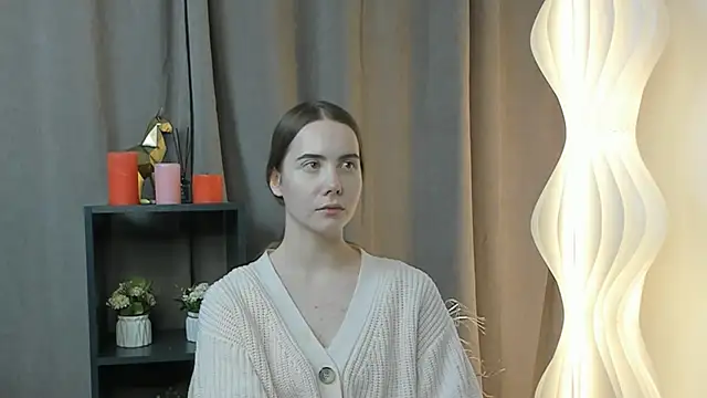 MoonBenne online show from November 18, 8:28 am