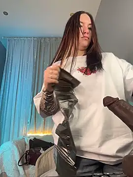 Tattitude  online show from May 26, 6:33 am