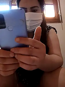 fati35flou online show from April 4, 4:35 pm