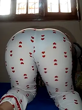 fati35flou online show from March 20, 3:13 pm