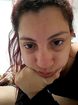 Snapshot of danna_thiago1 chatting on February 27, 1:00 pm danna thiago1 online show from February 27, 1:00 pm