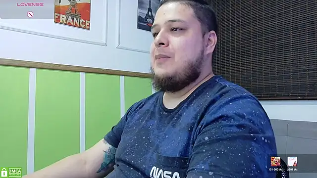 Snapshot of danna_thiago1 chatting on February 23, 1:01 pm danna thiago1 online show from February 23, 1:01 pm