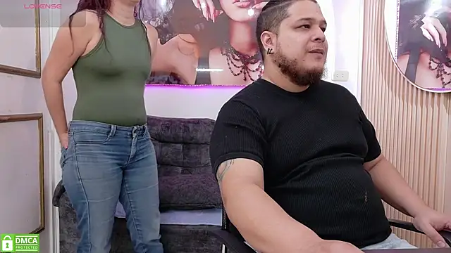 Snapshot of danna_thiago1 chatting on February 20, 1:57 pm danna thiago1 online show from February 20, 1:57 pm