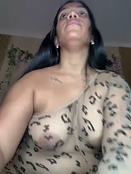 ArielleMillerr- online show from February 8, 5:43 pm