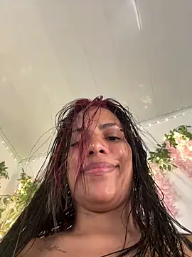 ArielleMillerr- online show from June 1, 5:34 pm