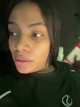 ArielleMillerr- online show from March 19, 4:29 pm