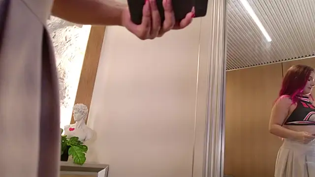 bella mush online show from March 1, 1:55 pm