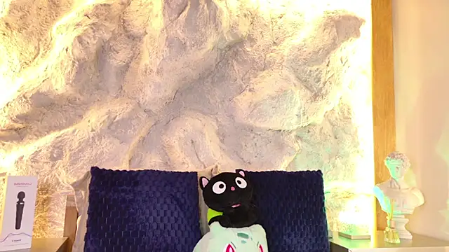 bella mush online show from May 8, 9:51 pm