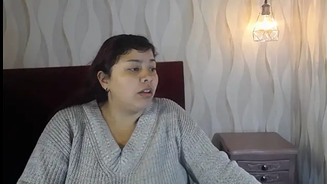 danna garza online show from December 20, 5:10 am