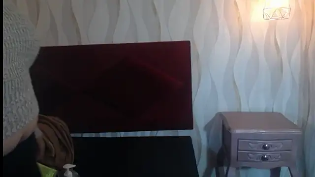 danna garza online show from December 14, 4:40 am