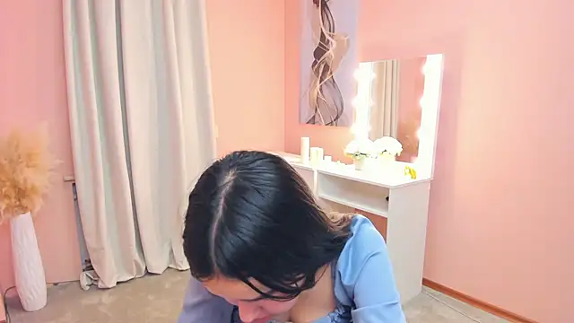 MeliaMelchiori online show from November 21, 9:30 am