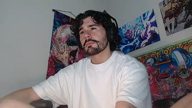 LuciferSantoryu online show from April 11, 6:32 am