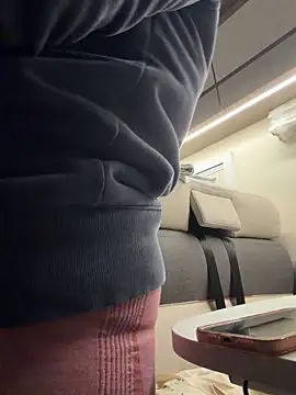 missseduction24 online show from March 23, 8:08 pm