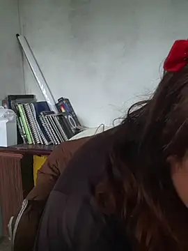 Valen-got online show from November 28, 6:52 pm