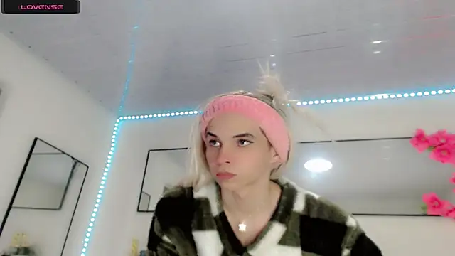 Karla hot777 online show from April 18, 12:51 pm