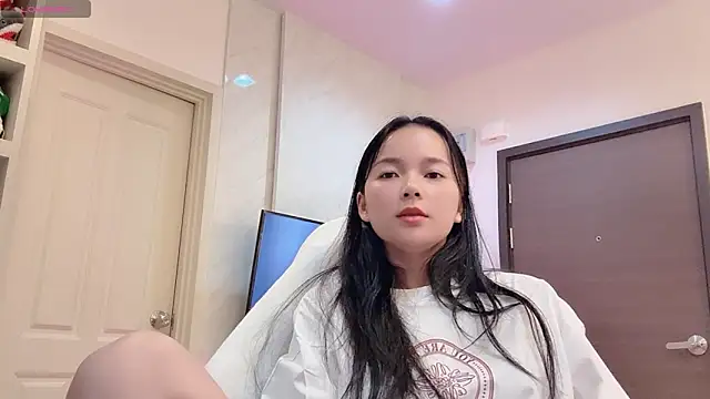 Achix58 online show from May 5, 3:48 pm