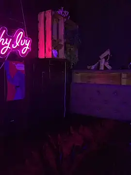 Shy-Ivy online show from May 4, 9:50 pm