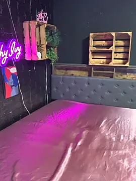 Shy-Ivy online show from January 5, 10:46 pm