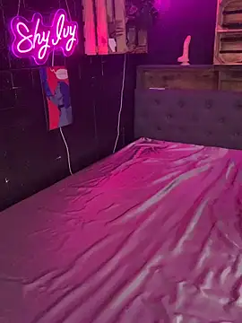 Shy-Ivy online show from December 1, 10:32 pm