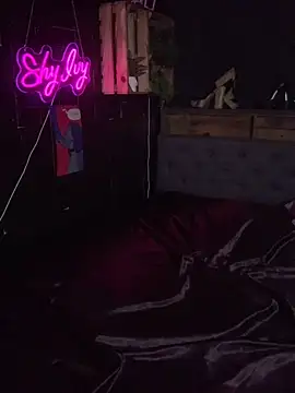 Shy-Ivy online show from April 14, 8:36 pm