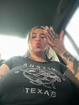 VeloraVyxen  online show from November 22, 9:02 pm