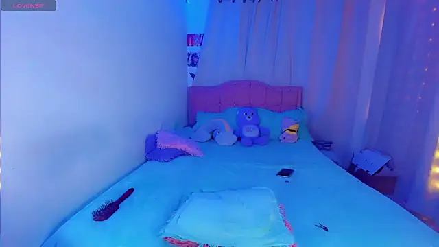 Shiaki 04 online show from November 23, 6:45 am