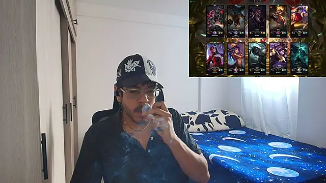 Snapshot of naitt_ chatting on November 27, 1:33 pm naitt online show from November 27, 1:33 pm