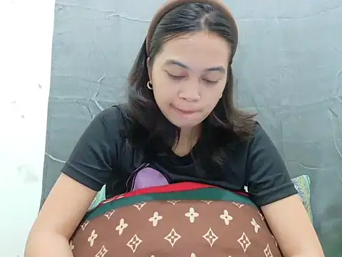 Ursexyasianskinny online show from April 3, 7:59 am