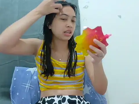 Ursexyasianskinny online show from December 22, 5:18 am