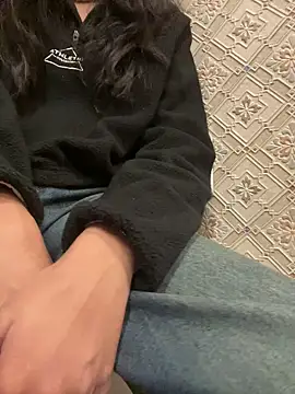 Neha 010 online show from December 3, 11:20 am