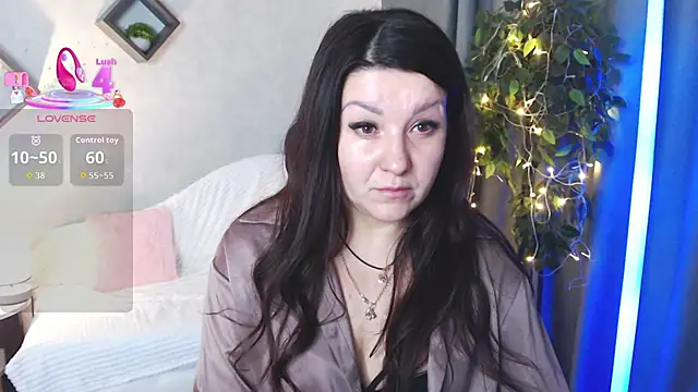 still  her online show from January 8, 1:33 am