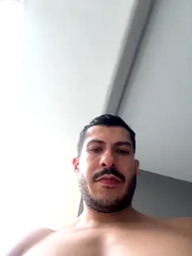 DARG 17 online show from December 4, 9:58 pm