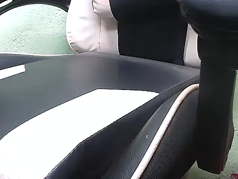 localboybbsr online show from April 15, 4:33 pm