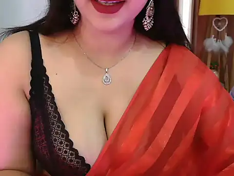 Snapshot of NotySuku chatting on November 21, 7:29 am NotySuku online show from November 21, 7:29 am